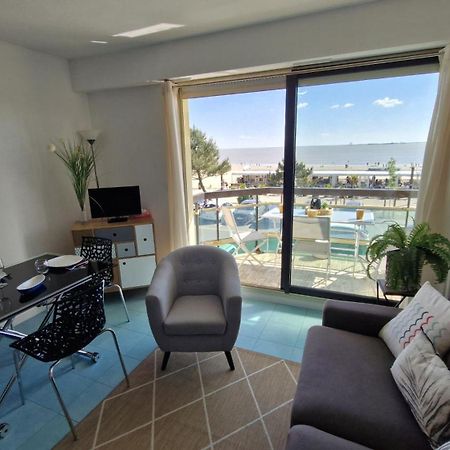 Saint Georges De Didonne - Pleine Vue Mer Pour Ce Studio Cabine Face A La Plage Экстерьер фото