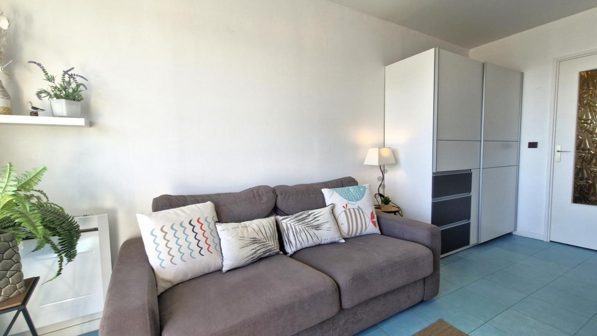 Saint Georges De Didonne - Pleine Vue Mer Pour Ce Studio Cabine Face A La Plage Экстерьер фото